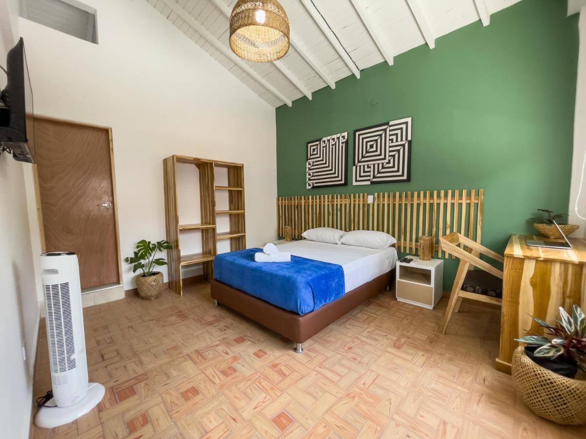 Hotel Casa Las Palmas Medellin Exterior photo